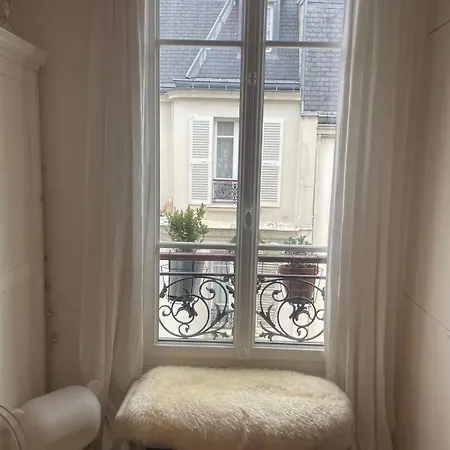 Apartman Charming 50m2 Near Montmartre Párizs